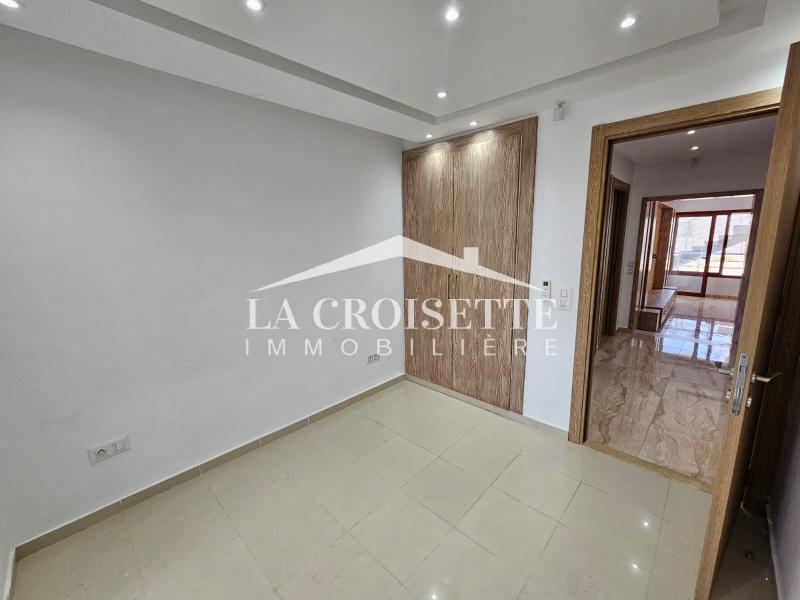 Etage de villa S+2 à La Marsa